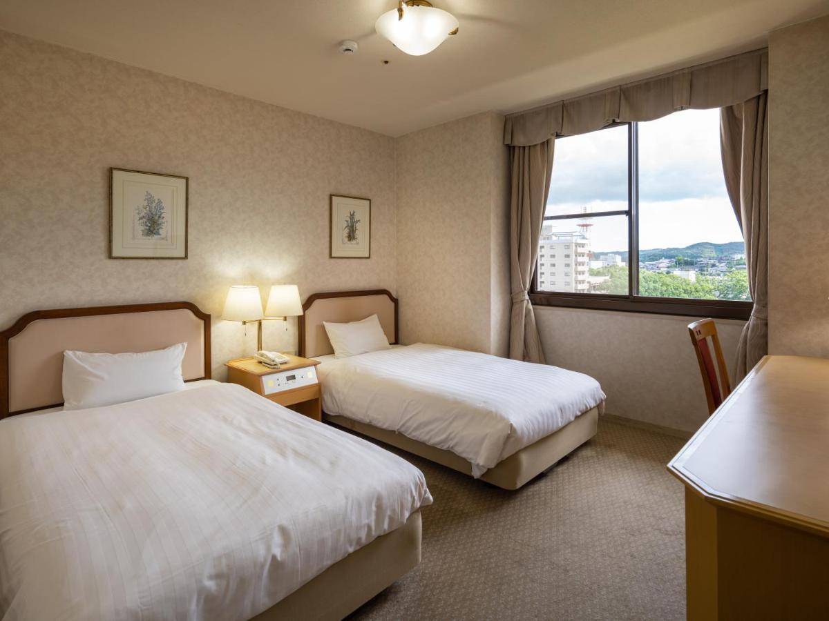 Hotel Flags Isahaya Nagasaki Екстер'єр фото