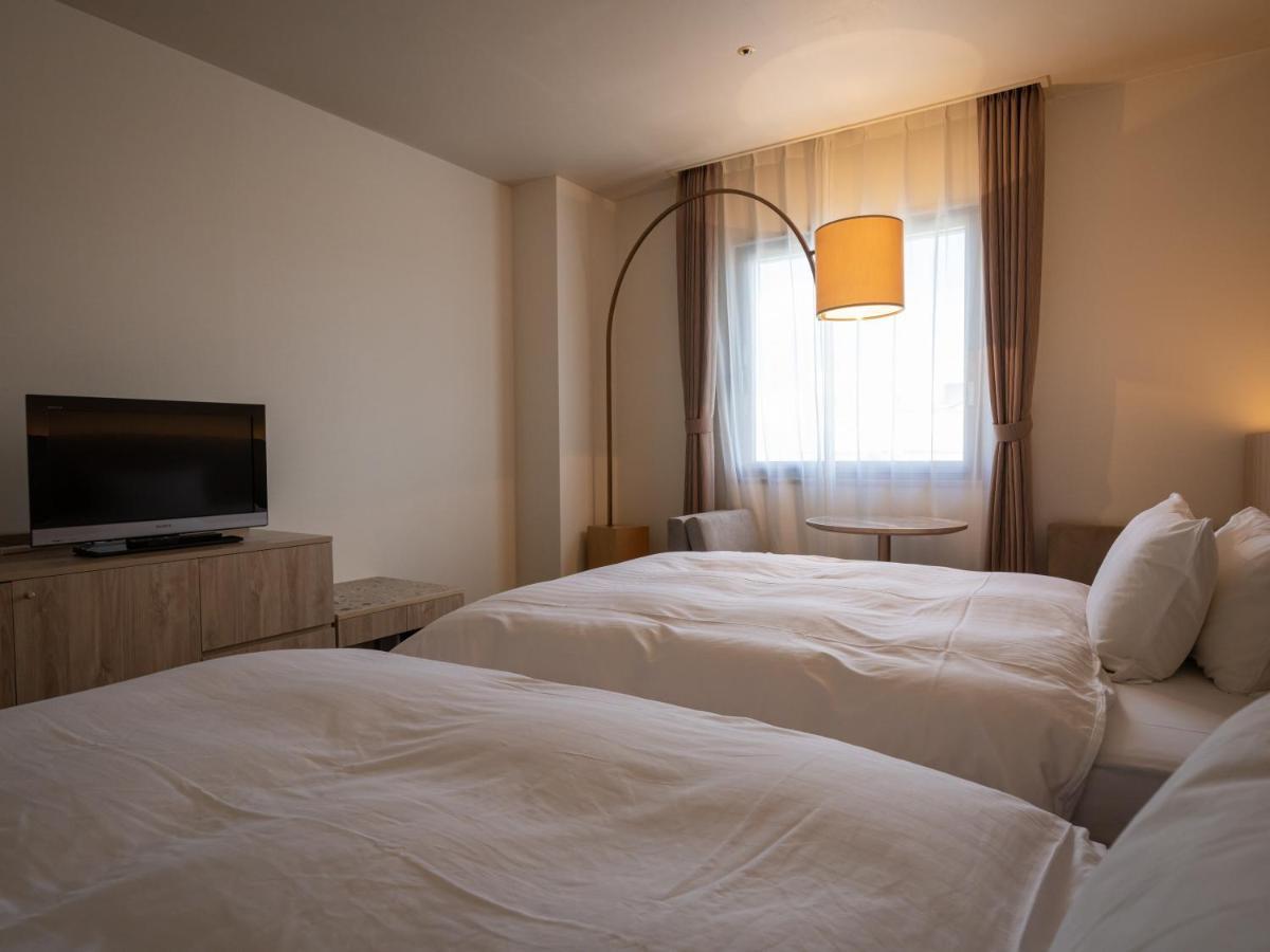 Hotel Flags Isahaya Nagasaki Екстер'єр фото