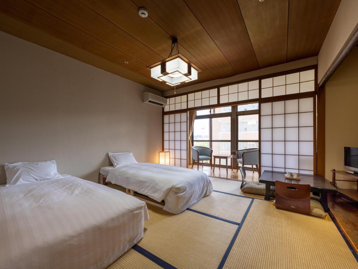 Hotel Flags Isahaya Nagasaki Екстер'єр фото